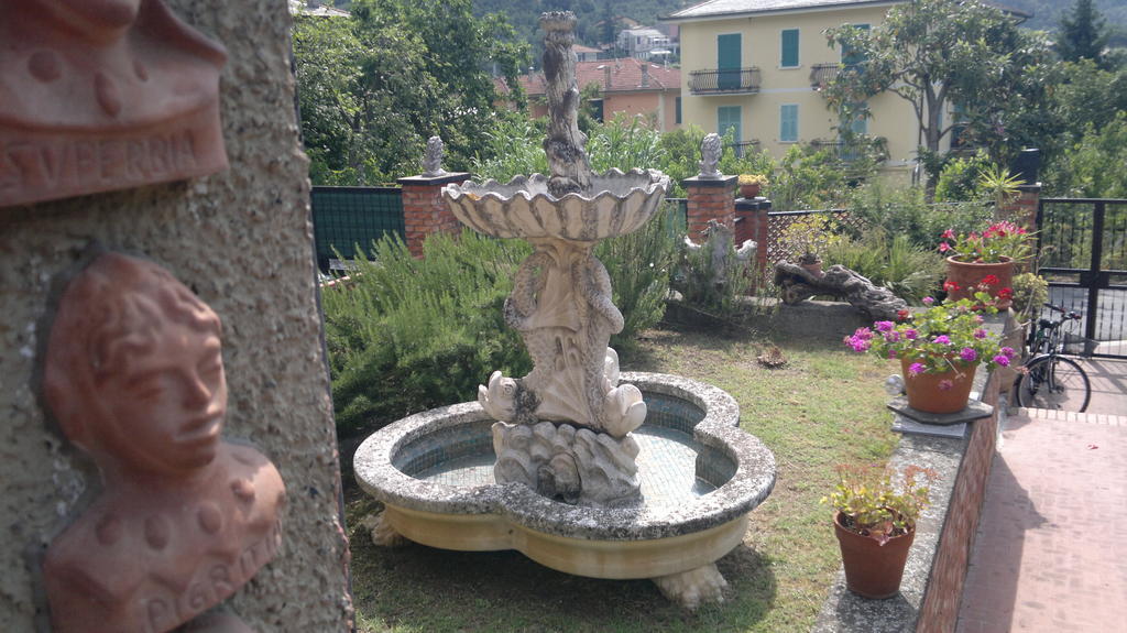 Casa Vancanza Sciamandola 레반토 객실 사진